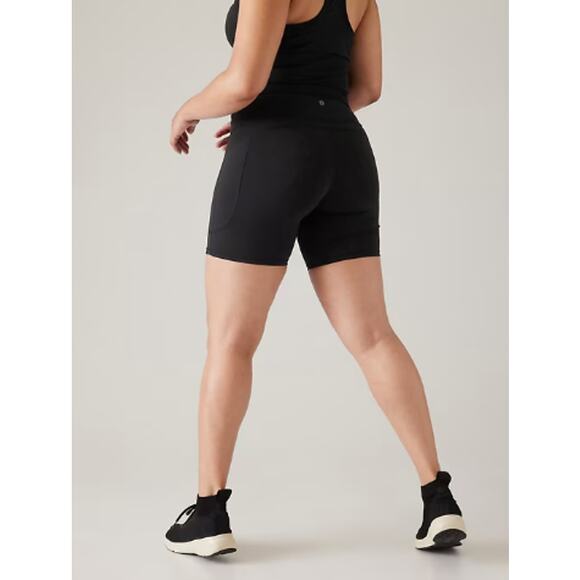 Athleta S black Ultimate Stash High Rise 7" Short biker cycle run gym pocket - Picture 2 of 7